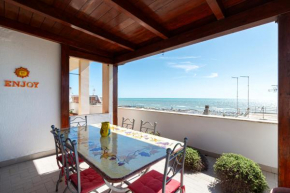 Ostia Attico fronte mare Lido Di Ostia